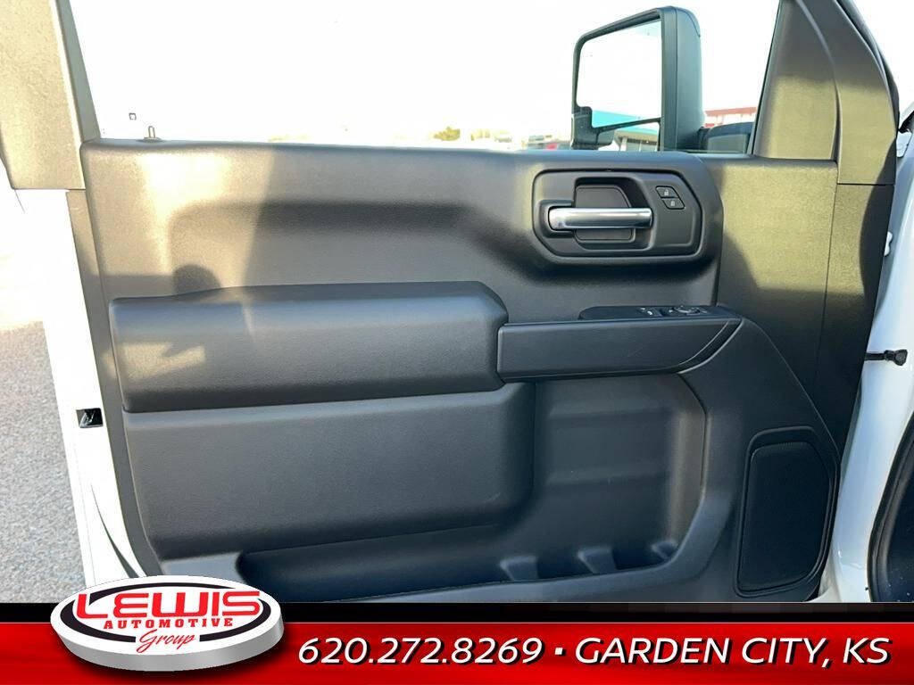 2025 Chevrolet Silverado 2500HD for sale at Lewis Chevrolet of Garden City in Garden City, KS