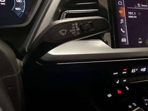 2024 Audi Q4 e-tron quattro Premium 55