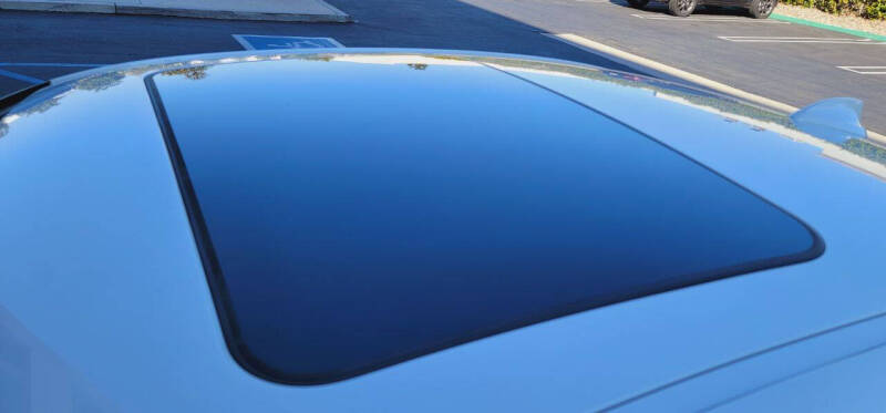 2022 BMW 3 Series 330i