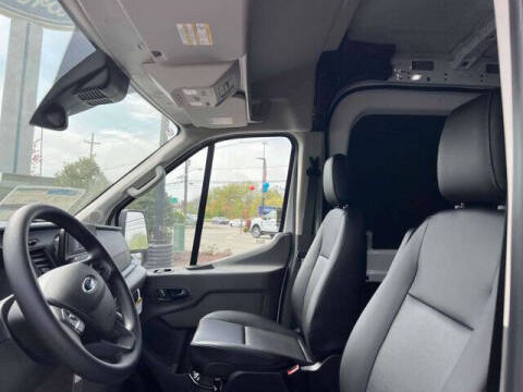 2025 Ford Transit 250