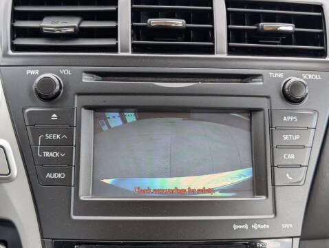 2012 Toyota Prius v Three