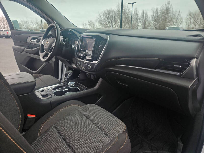 2021 Chevrolet Traverse LS