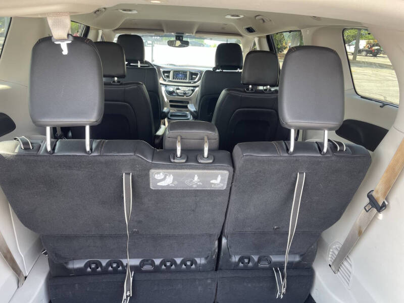 2019 Chrysler Pacifica Touring L