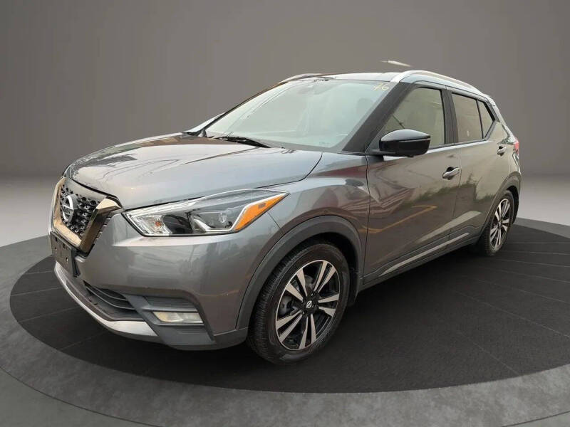 2020 Nissan Kicks SR