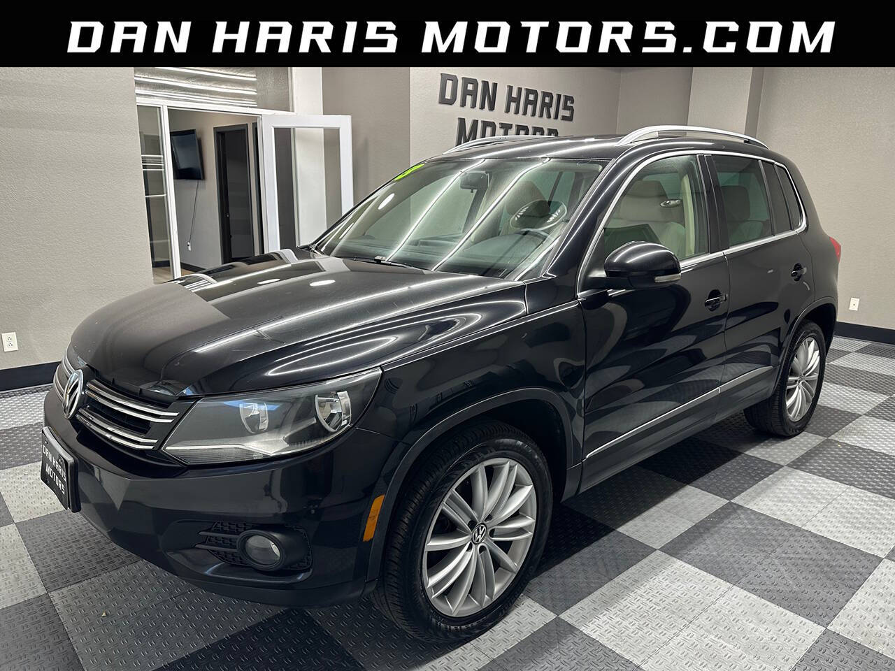 2013 Volkswagen Tiguan for sale at Dan Haris Motors in Waterloo, IA