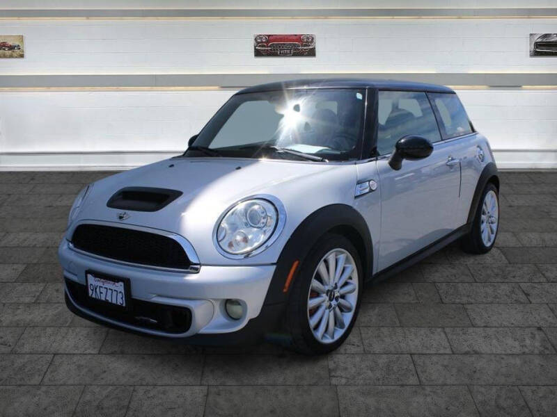 2011 MINI Cooper John Cooper Works