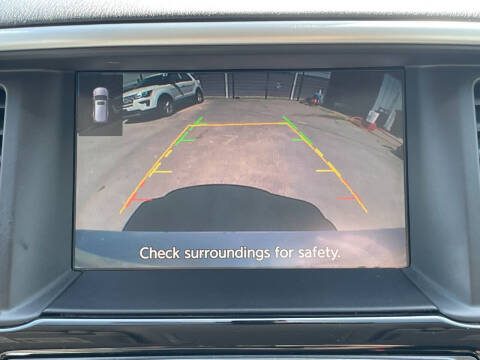 2017 Nissan Pathfinder SV