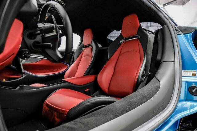 2024 McLaren Artura