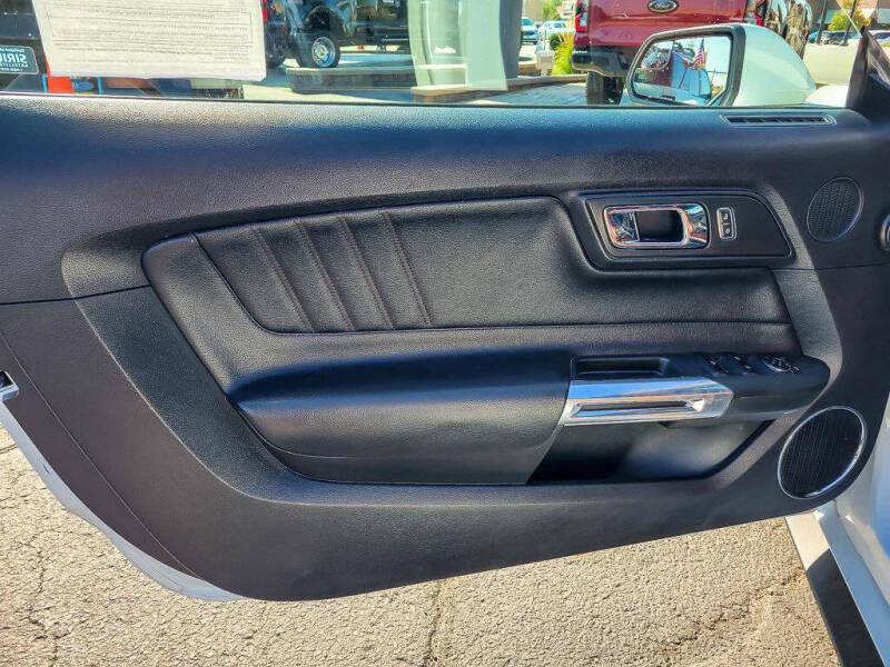 2015 Ford Mustang EcoBoost Premium