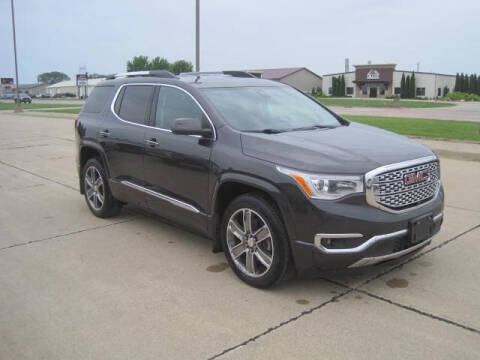 2017 GMC Acadia Denali