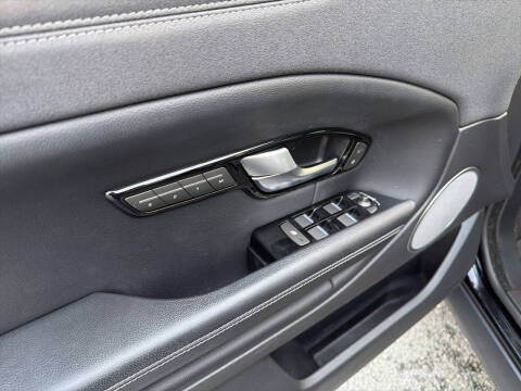 2017 Land Rover Range Rover Evoque SE Premium