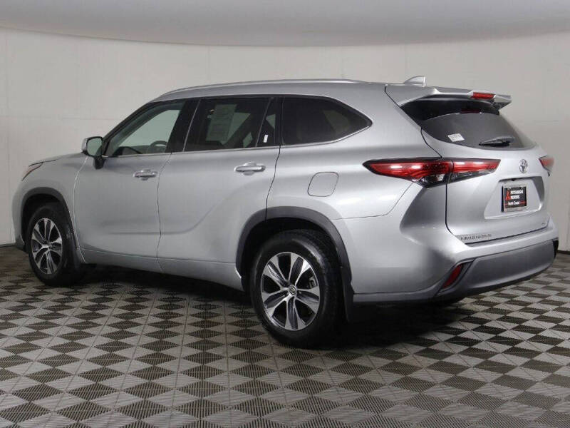2020 Toyota Highlander XLE