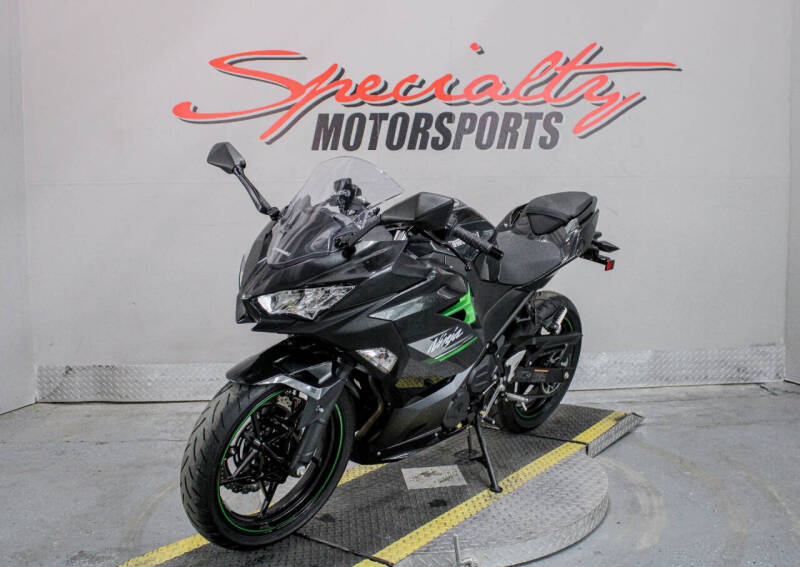 2023 Kawasaki Ninja 400