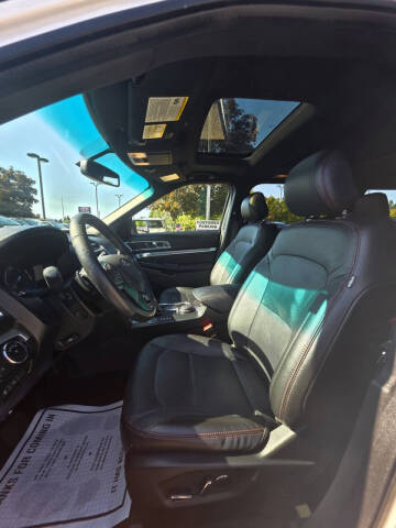 2016 Ford Explorer Sport