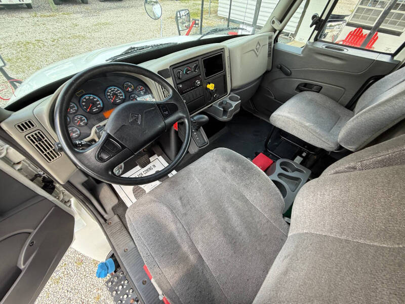 2018 International DuraStar 4300