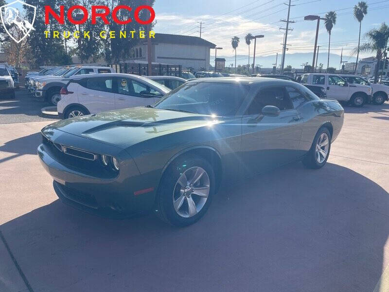 2022 Dodge Challenger SXT