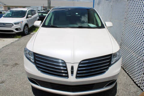 2018 Lincoln MKT Reserve