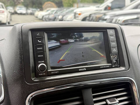 2013 Dodge Grand Caravan R/T