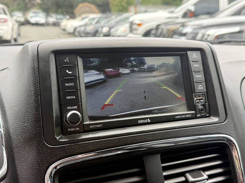 2013 Dodge Grand Caravan R/T