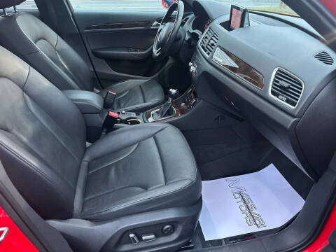 2017 Audi Q3 2.0T quattro Premium Plus