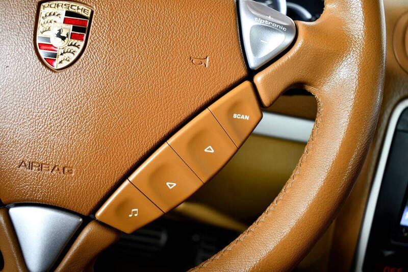 2008 Porsche Cayenne GTS