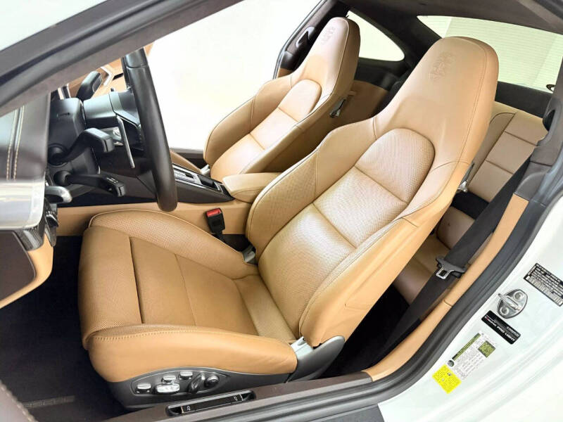 2017 Porsche 911 Turbo S