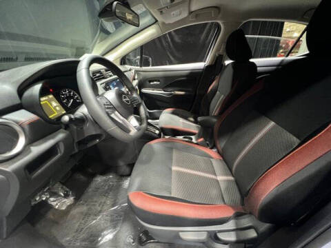 2025 Nissan Versa SR