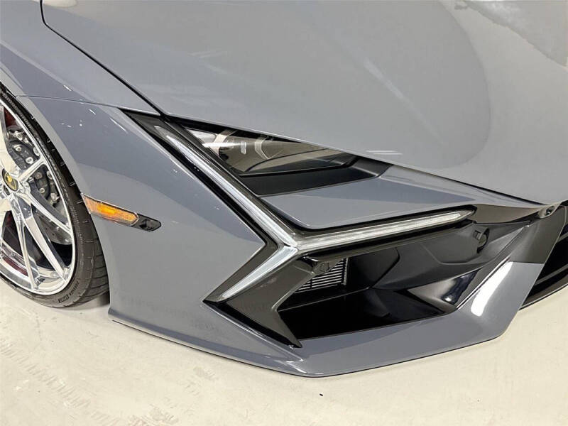 2025 Lamborghini Revuelto