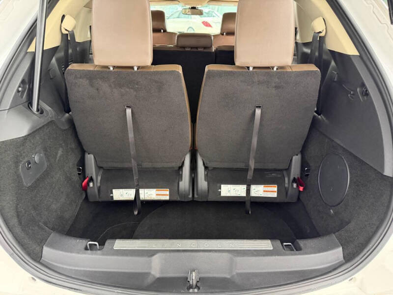 2014 Lincoln MKT