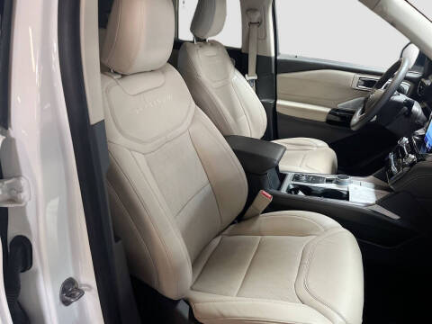 2024 Ford Explorer Platinum