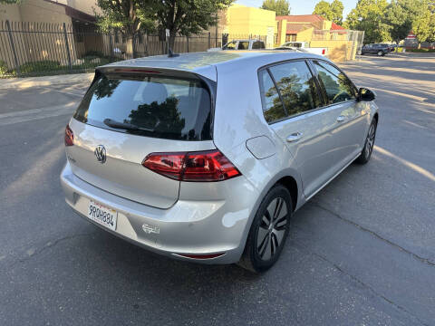 2015 Volkswagen e-Golf SEL Premium