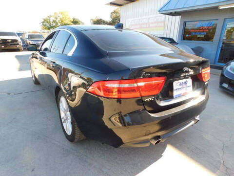 2017 Jaguar XE 25t Premium