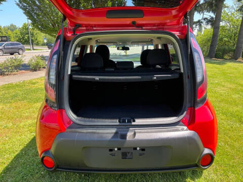 2015 Kia Soul +