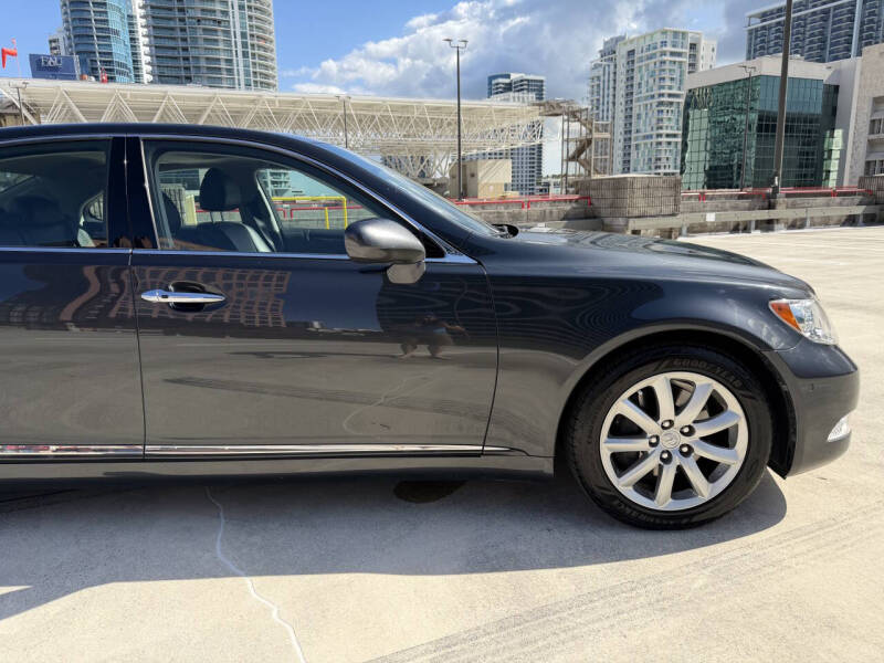 2007 Lexus LS 460