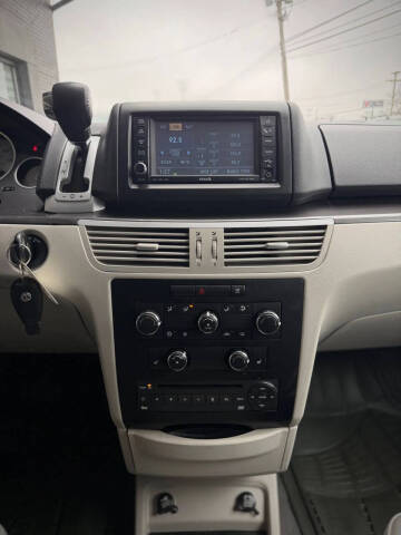 2010 Volkswagen Routan