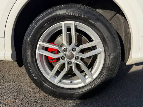 2019 Audi Q5 quattro Prestige 45 TFSI