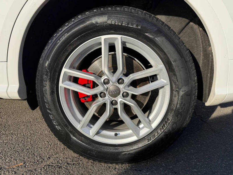 2019 Audi Q5 quattro Prestige 45 TFSI