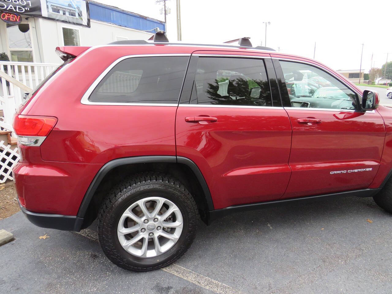 2015 Jeep Grand Cherokee for sale at Colbert's Auto Outlet in Hickory, NC