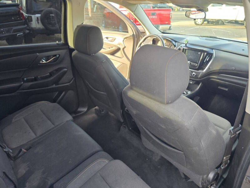 2021 Chevrolet Traverse LS