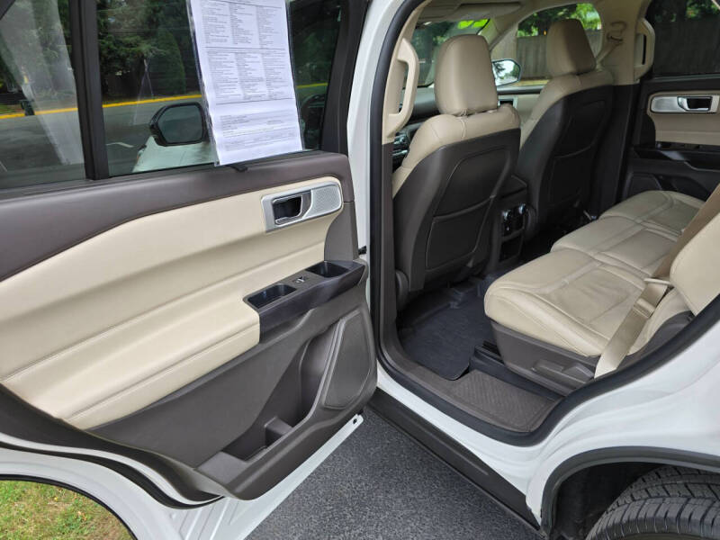 2020 Ford Explorer Platinum