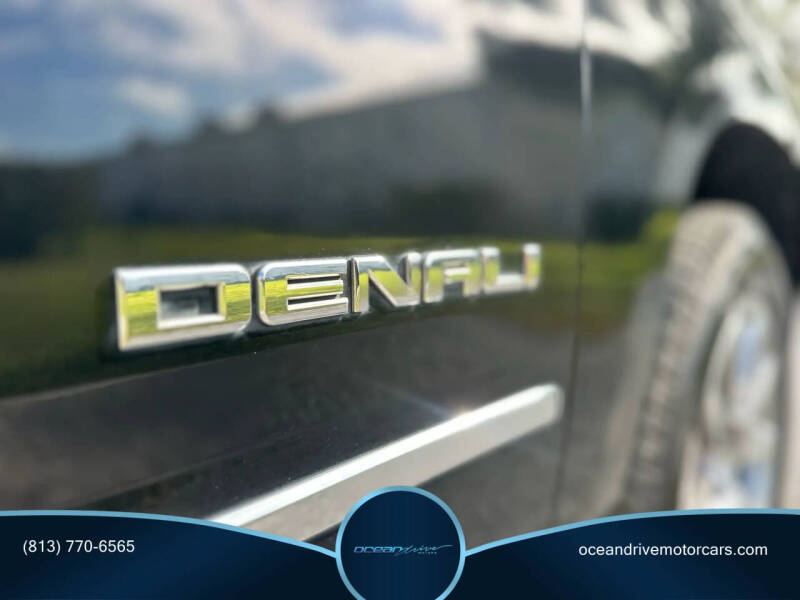 2016 GMC Yukon Denali