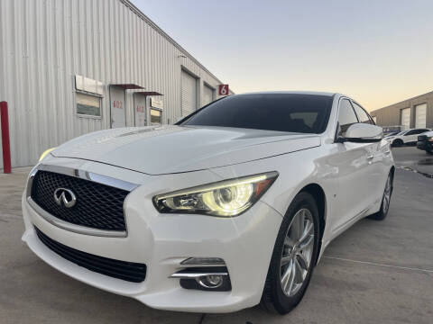 2015 Infiniti Q50 Premium