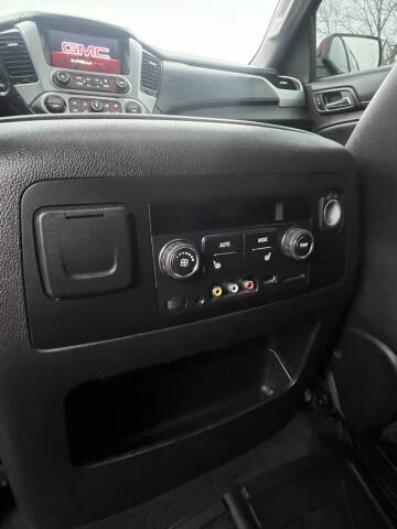 2015 GMC Yukon XL SLT