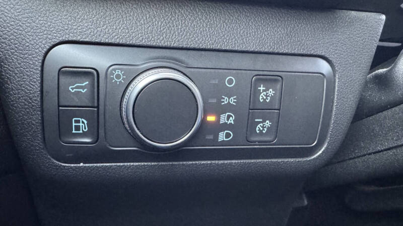 2020 Ford Escape Hybrid SE Sport