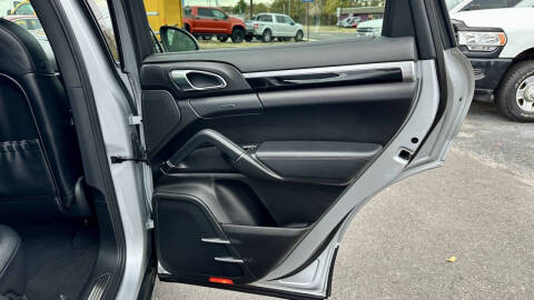 2011 Porsche Cayenne S Hybrid