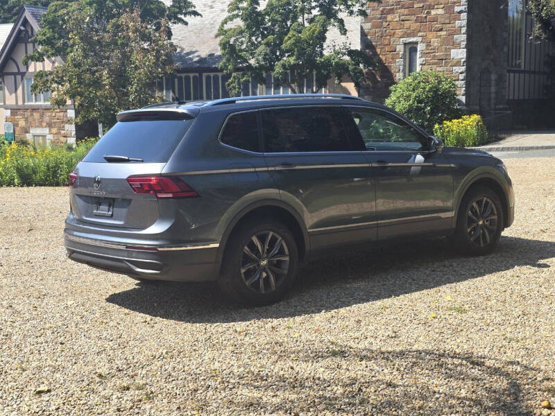 2022 Volkswagen Tiguan SE