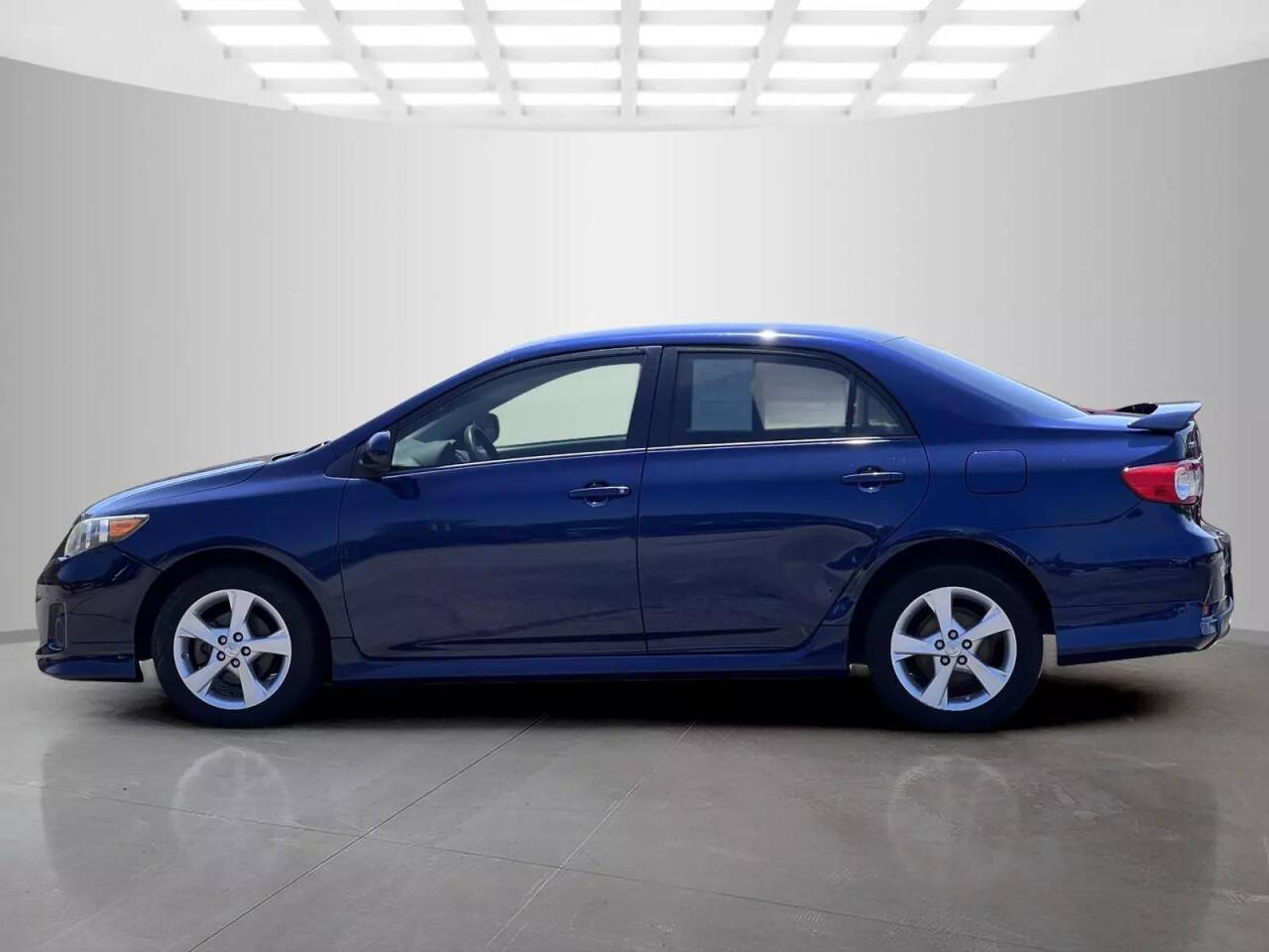 2013 Toyota Corolla for sale at Used Cars Toledo in Oregon, OH