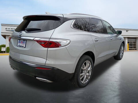 2022 Buick Enclave Essence