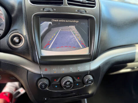 2018 Dodge Journey Crossroad