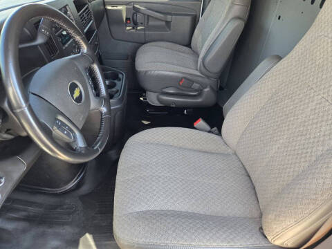 2021 Chevrolet Express 2500